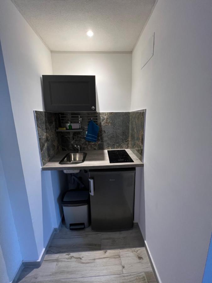 Appartement Loft Con Terrazzo A Livello Stazione à Lecce Extérieur photo