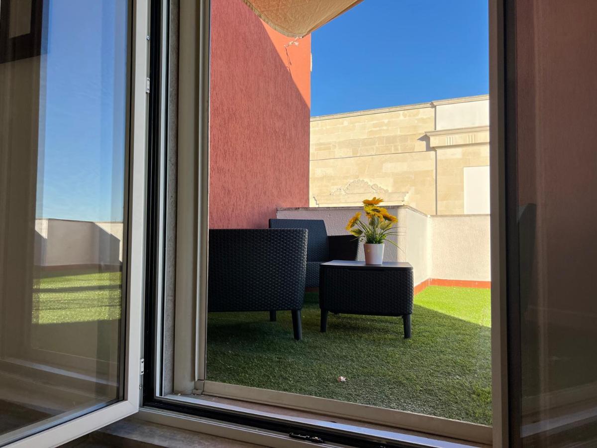 Appartement Loft Con Terrazzo A Livello Stazione à Lecce Extérieur photo