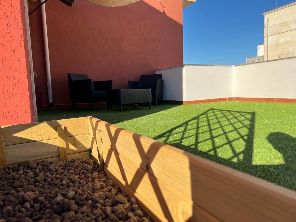 Appartement Loft Con Terrazzo A Livello Stazione à Lecce Extérieur photo